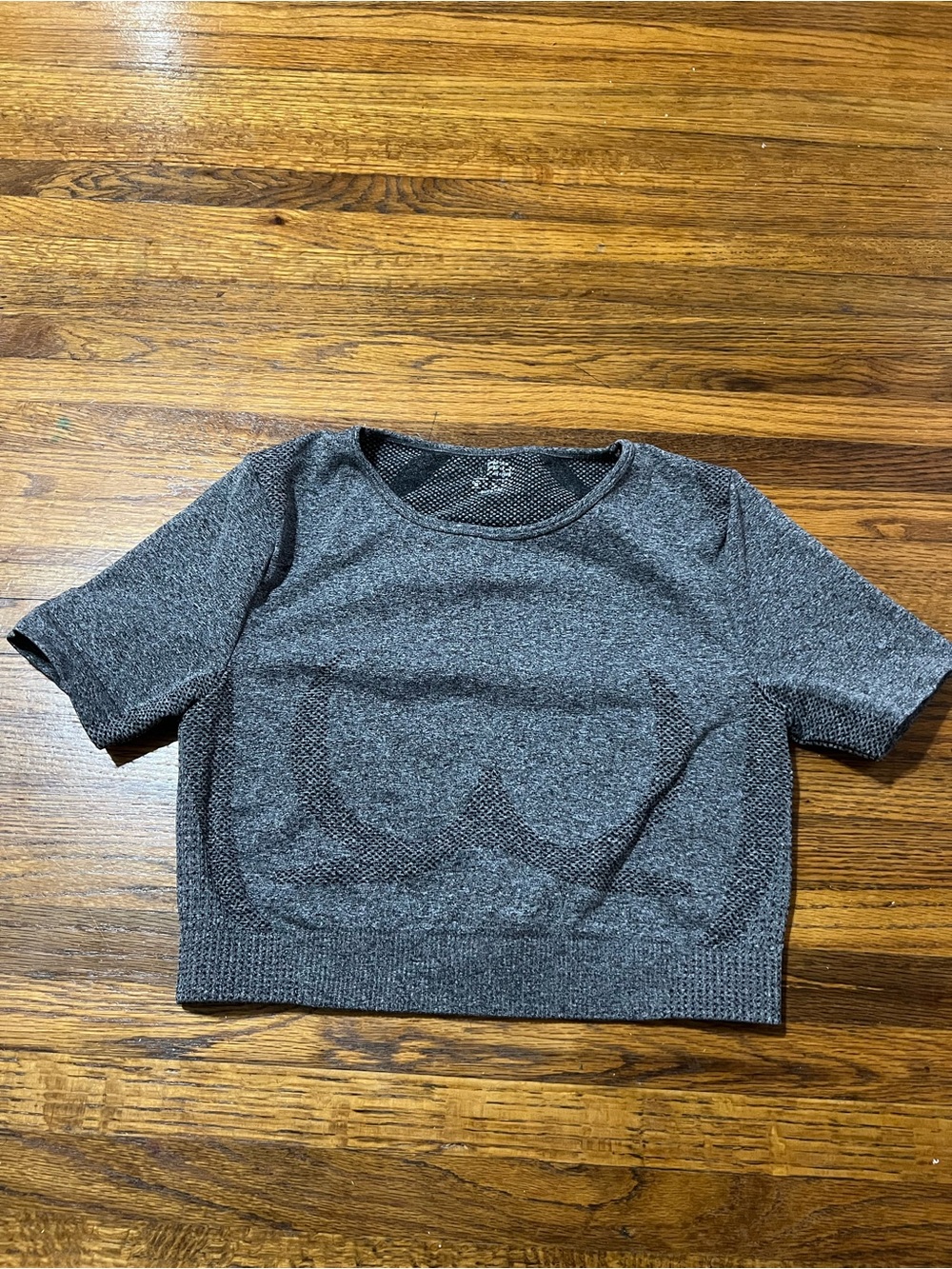 Women's cropped Short sleeve athletic shirt